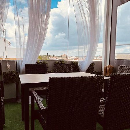 Novo Apartahotel & Restaurante Las Cabezas de San Juan Ngoại thất bức ảnh